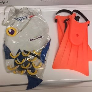 Speedo swimming fins